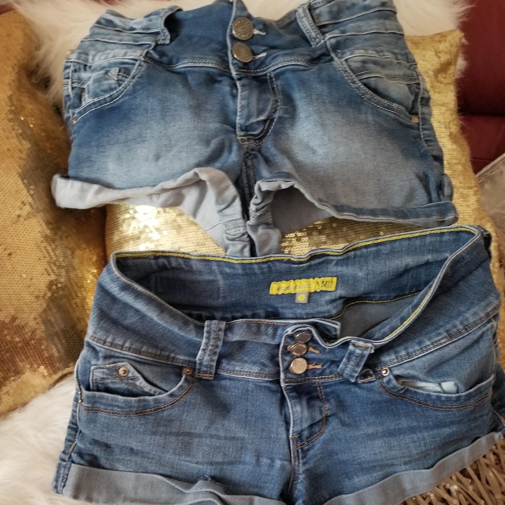 Extra shorty shorts different colors and sizes!